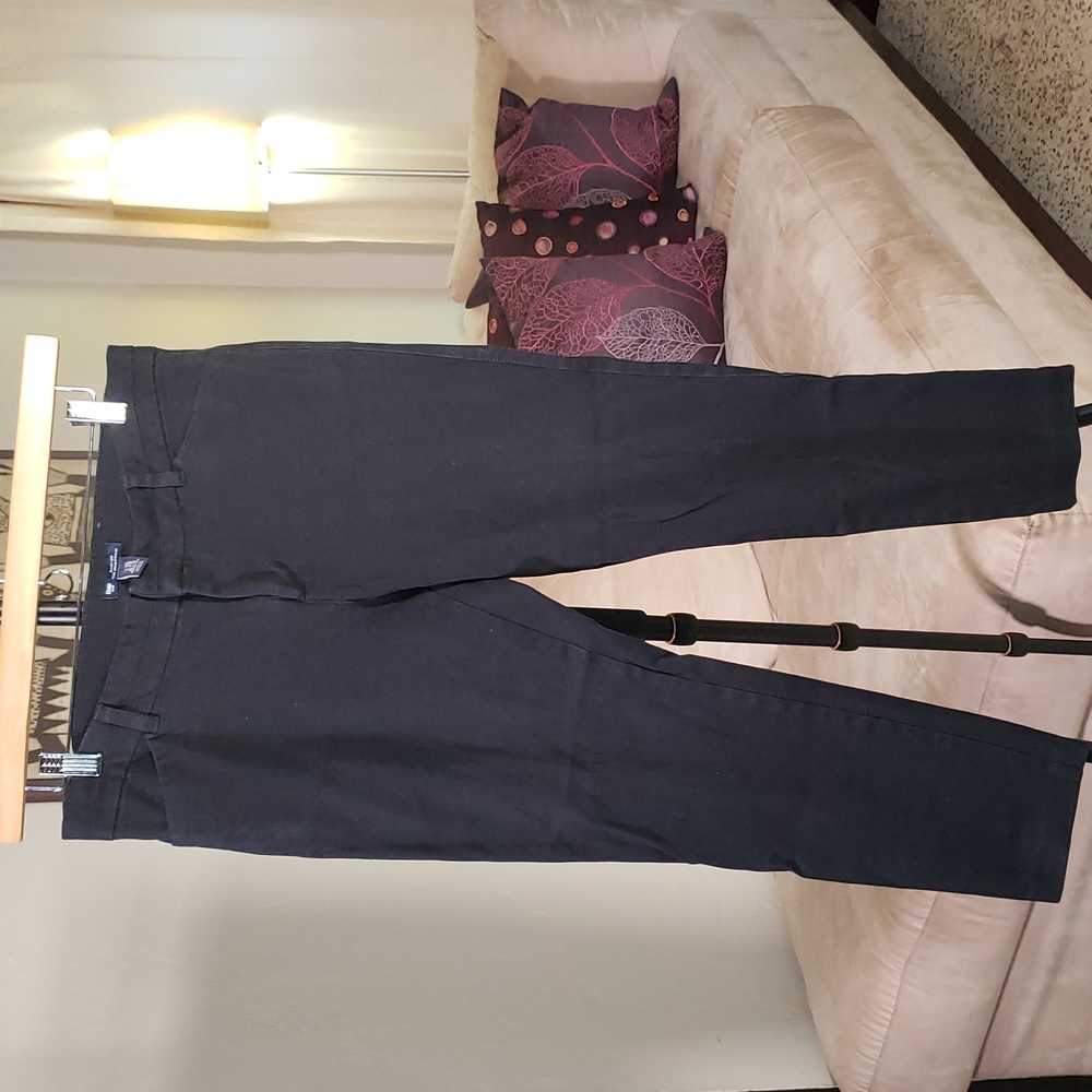 Gap slim black cropped pants